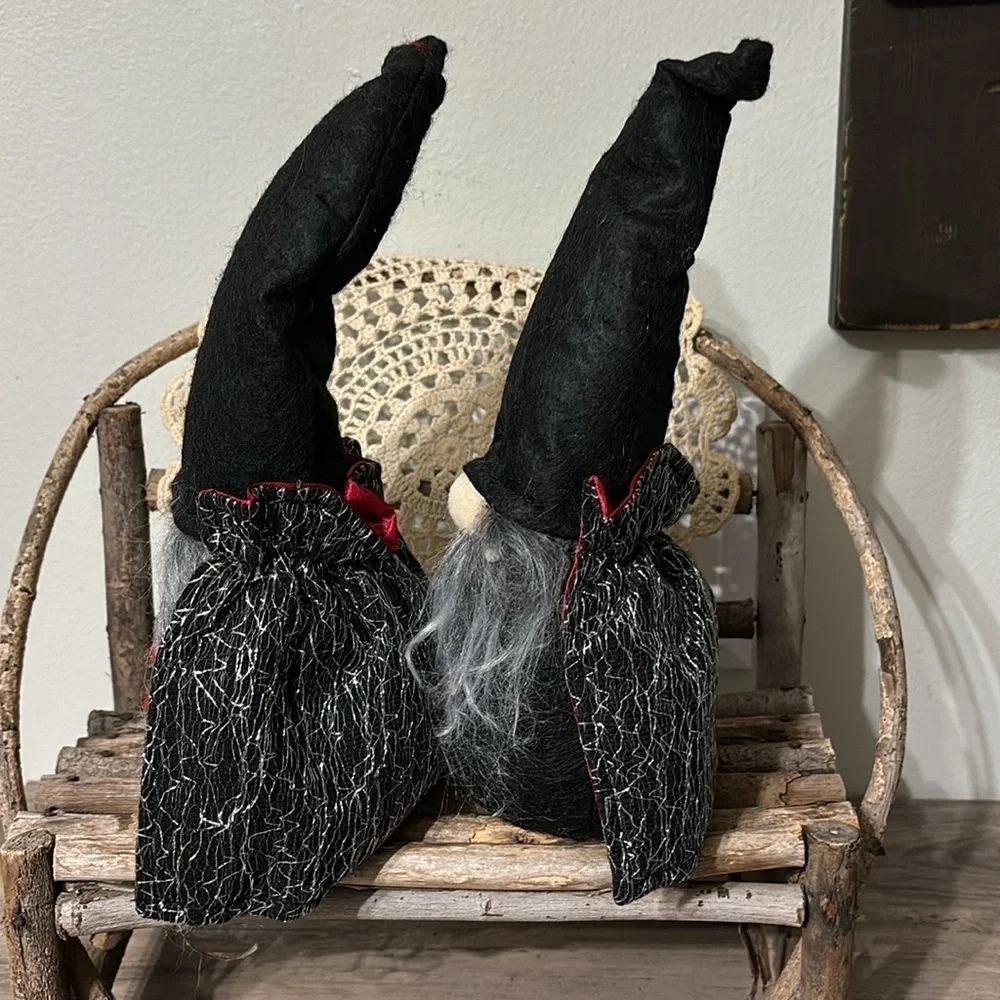 NWOT TWO PLUSH HALLOWEEN VAMPIRE WITCH GNOMES WITH CAPES